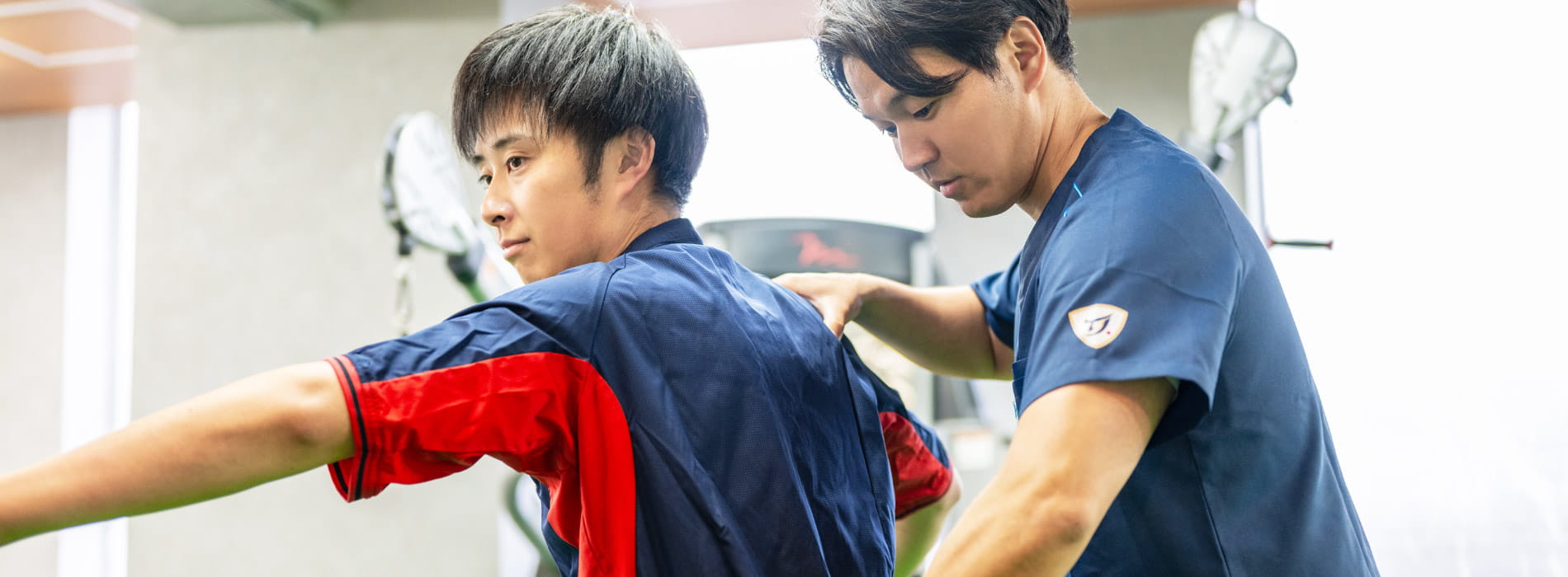 キービジュアルイメージ リハビリの様子02